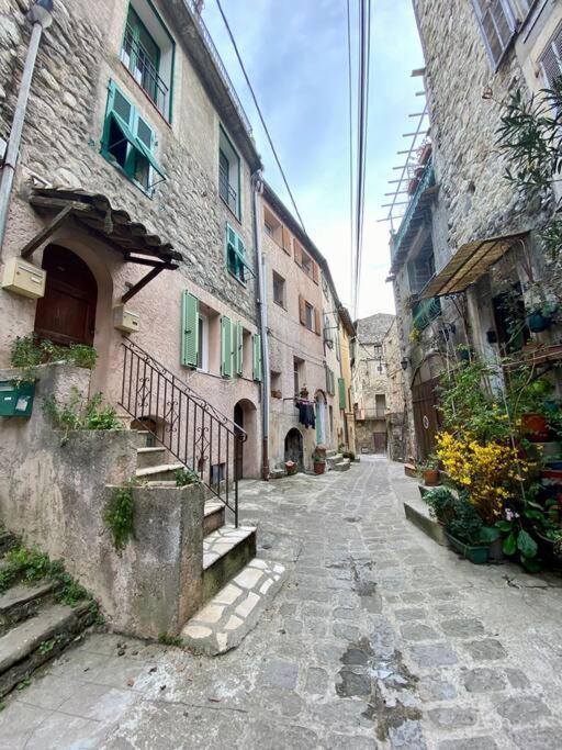 Chez Caro Lägenhet L'Escarene Exteriör bild