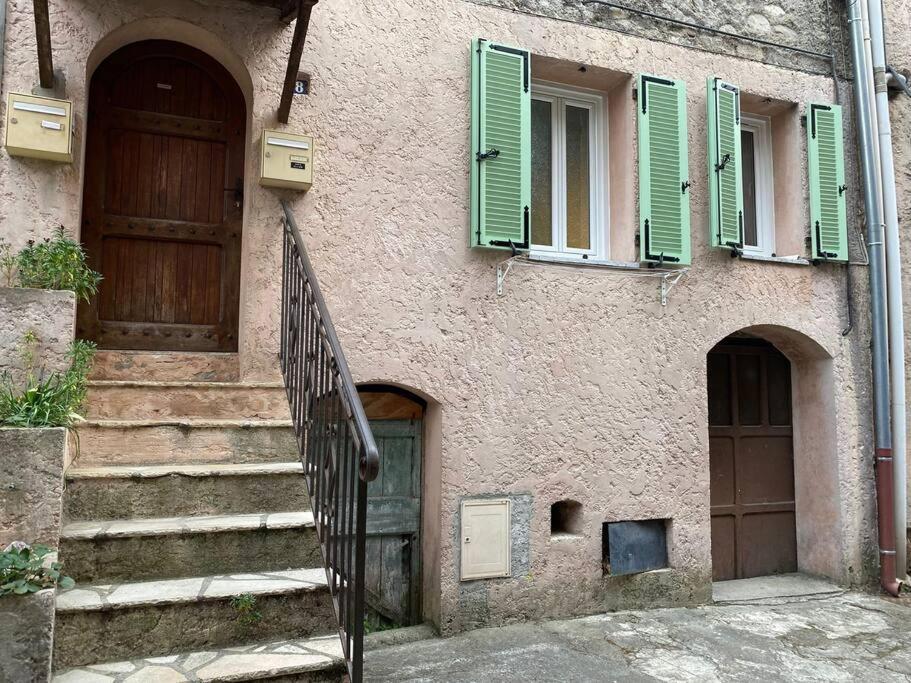 Chez Caro Lägenhet L'Escarene Exteriör bild