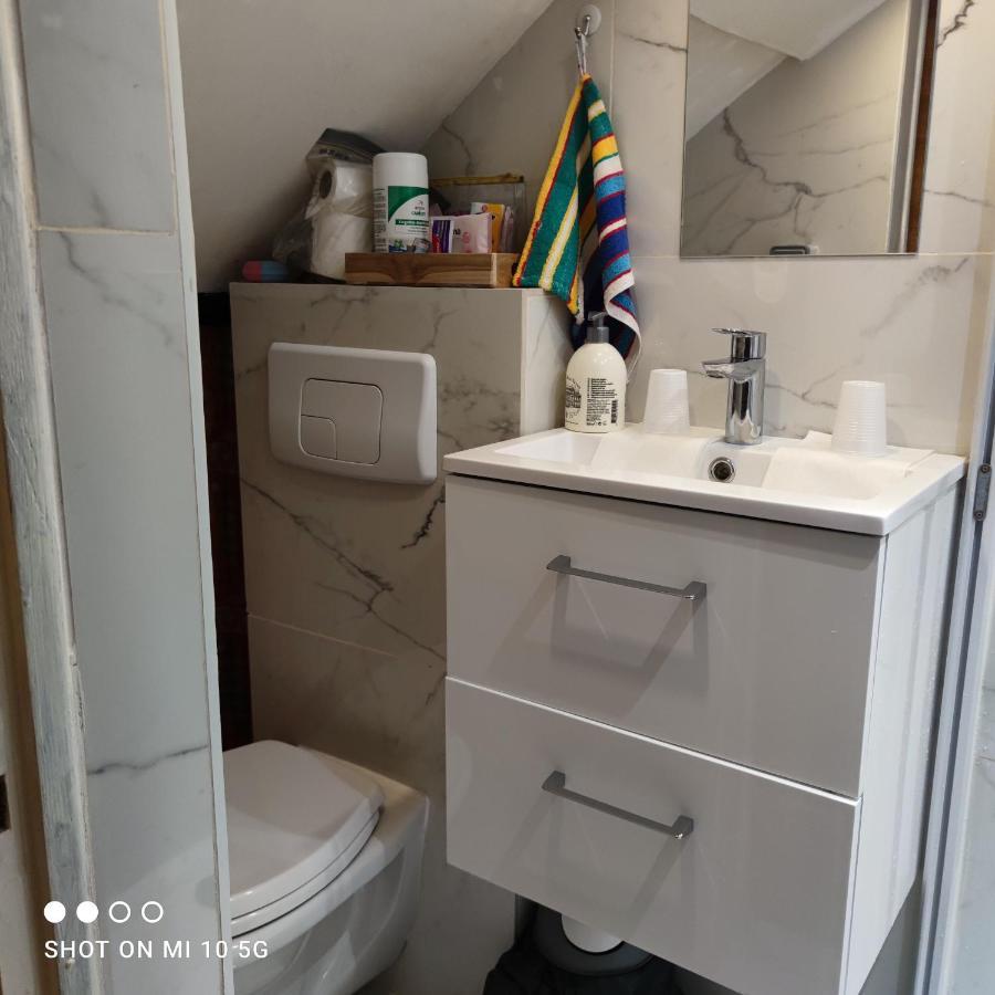 Chez Caro Lägenhet L'Escarene Exteriör bild